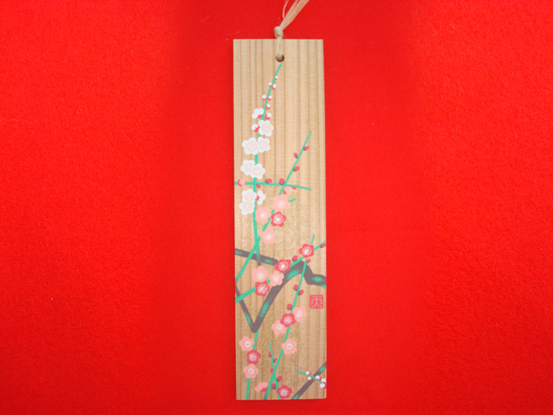 花御札 / 2月<br>初穂料1000円<br>梅は春の到来を告げ、松竹を並び吉祥の象徴です。